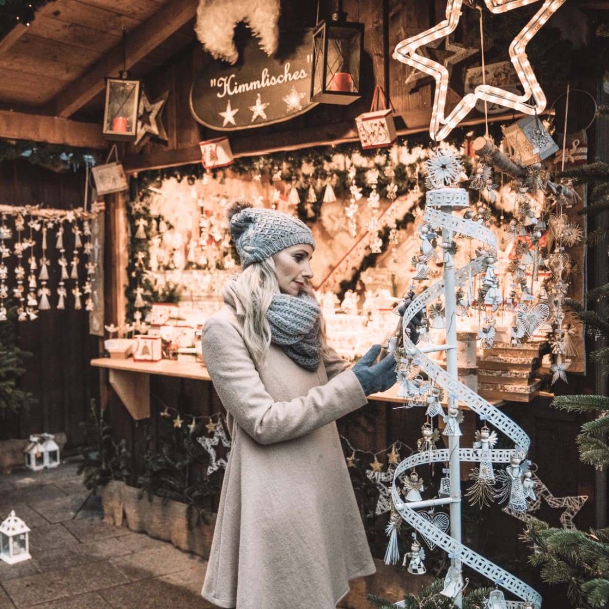 Adventmarkt mit verschiedenen Ausstellern © Oberösterreich Tourismus GmbH | Robert Maybach