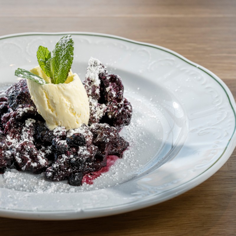 Liebevoll zubereitetes Dessert