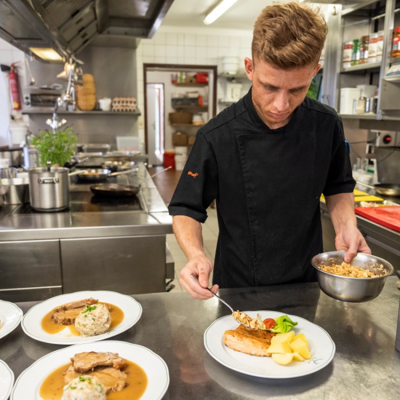 Frisch zubereitete Gerichte im Restaurant