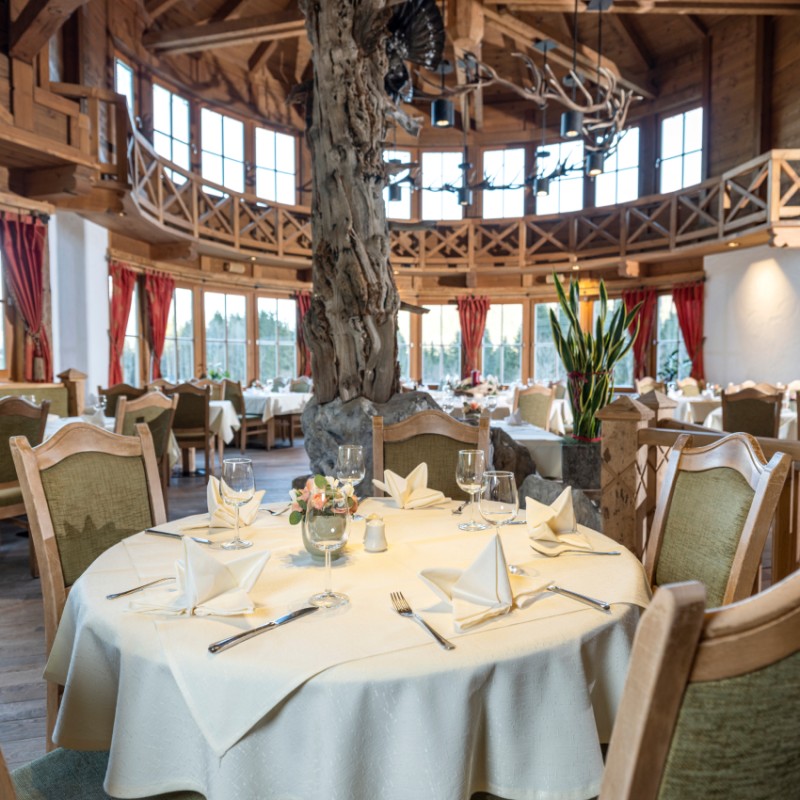 Gedeckter Tisch im Restaurant Kleefeld