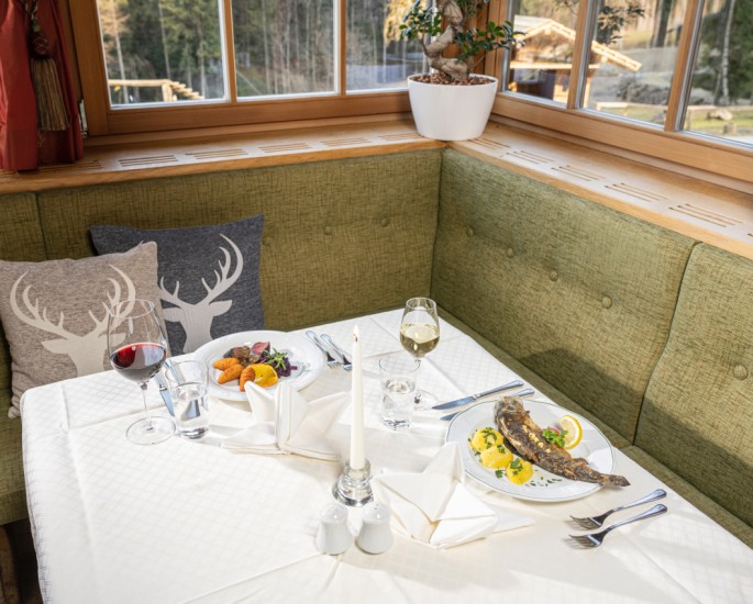 Gemeinsames Essen im Restaurant Kleefeld